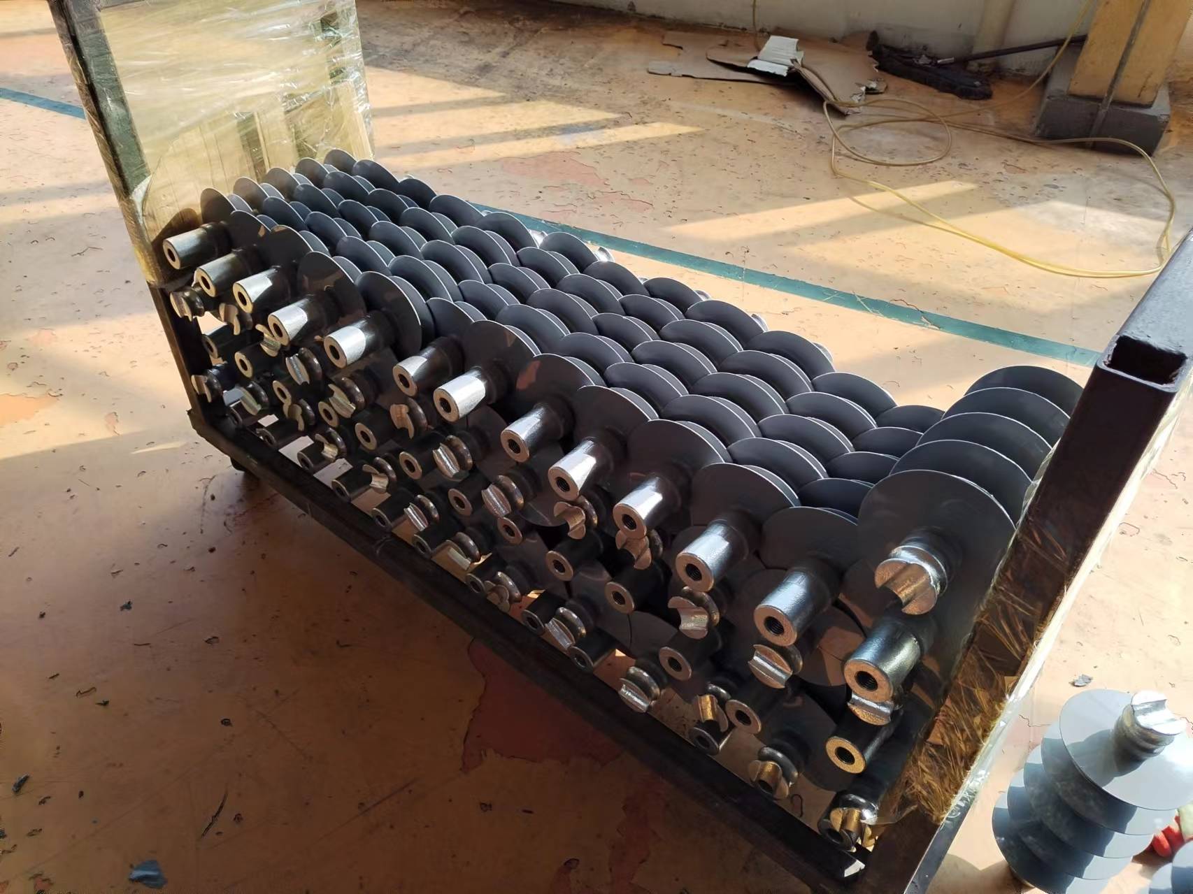 Insulator Packing Loading 10kv to 33kv High Voltage Composite Pin Insulator Silicone Rubber ...